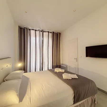 Appartement Nestor&jeeves - Palais Lascaris - Port *